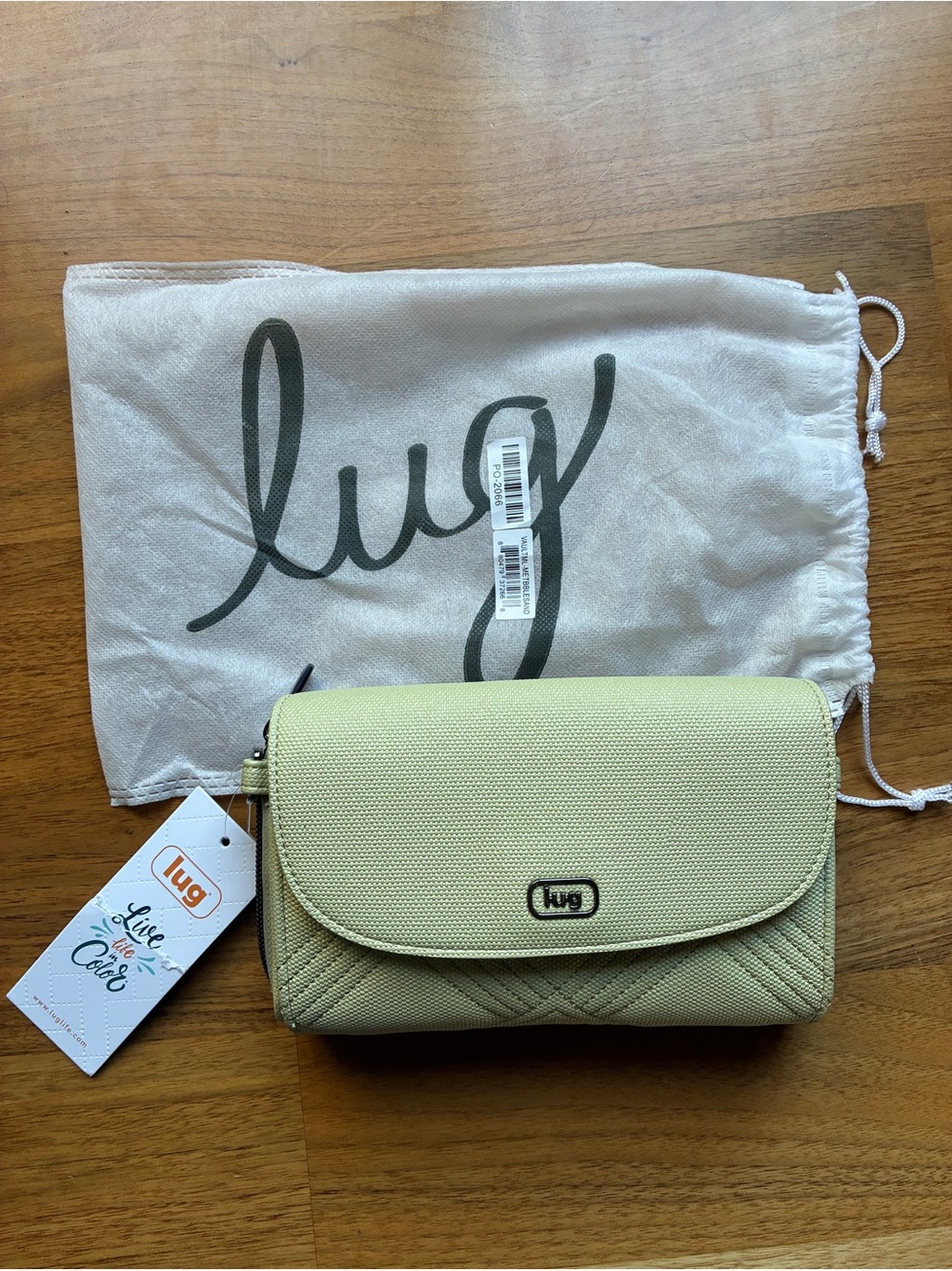 NWT Lug Vault ML Crossbody in Metallic Bubble Sand